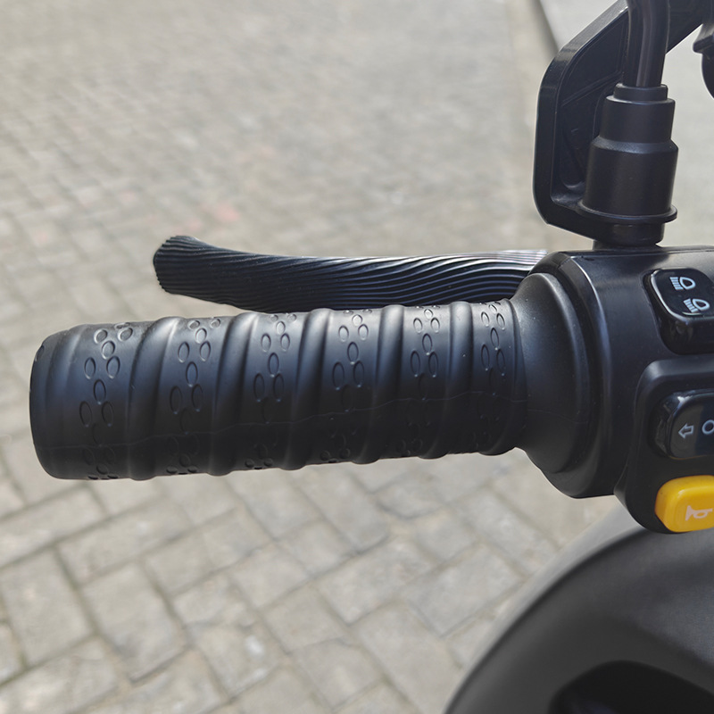 Motorcycle Handlebar Cover Bra - огляд і ціна Motorcycle Gear Sleeve